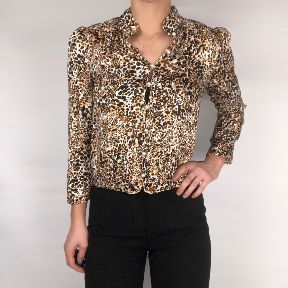 Wilfred Aritzia Baroque Giselle Bison Button Up Blouse Animal Print